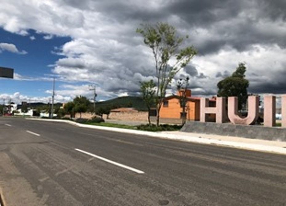 3 of 14: Avenida