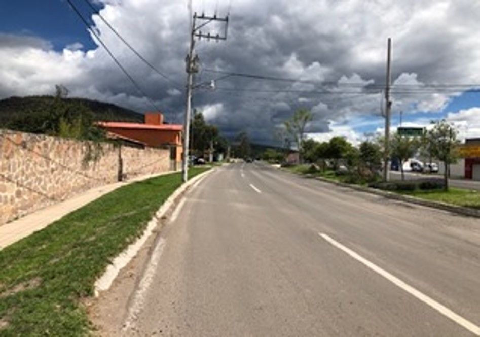 4 of 14: Avenida