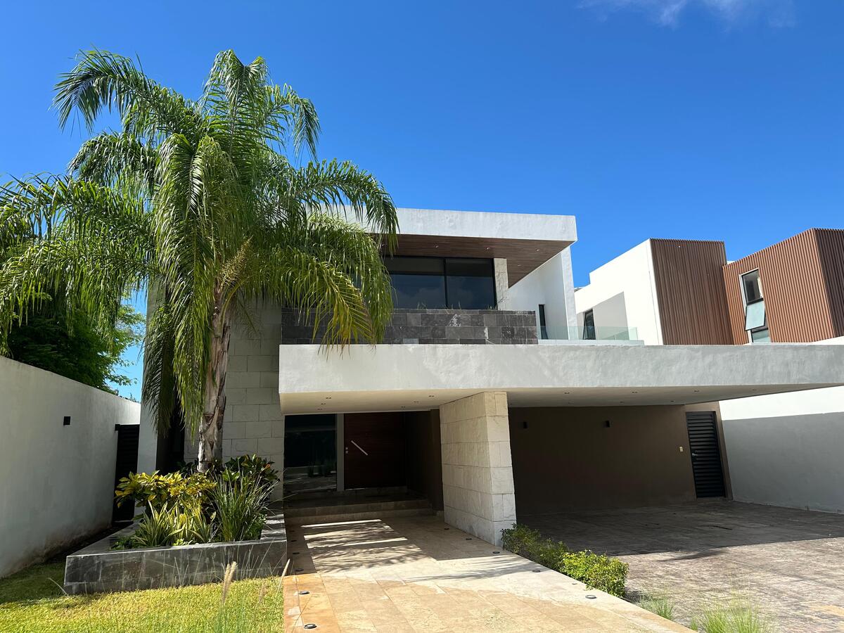 3 de 24: fachada