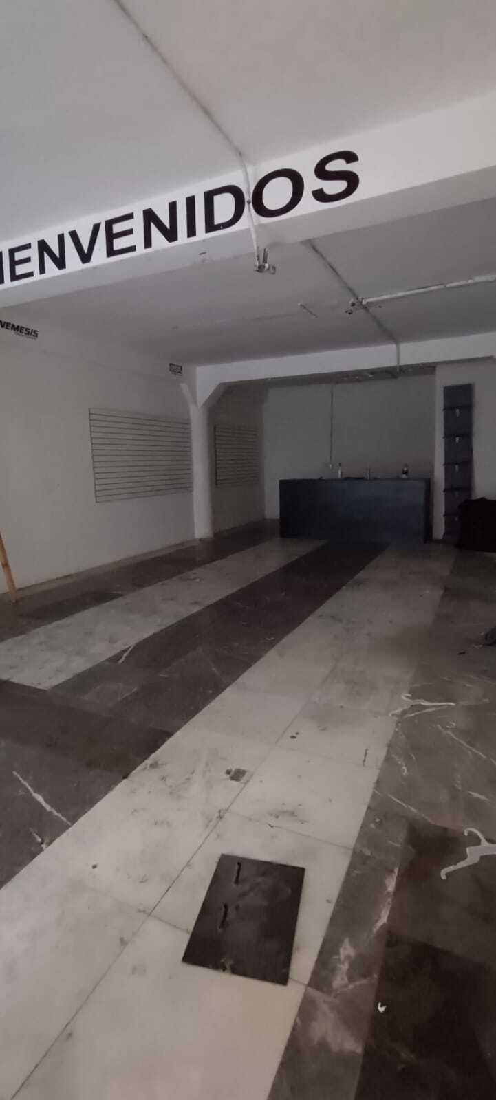 3 de 8