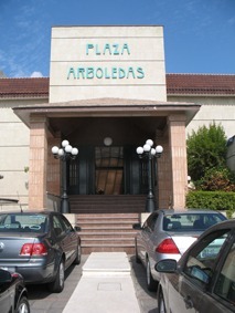 1 de 12: Fachada plaza