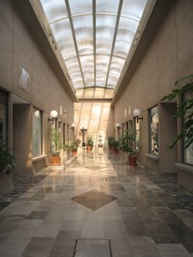 2 de 12: Acceso al edificio