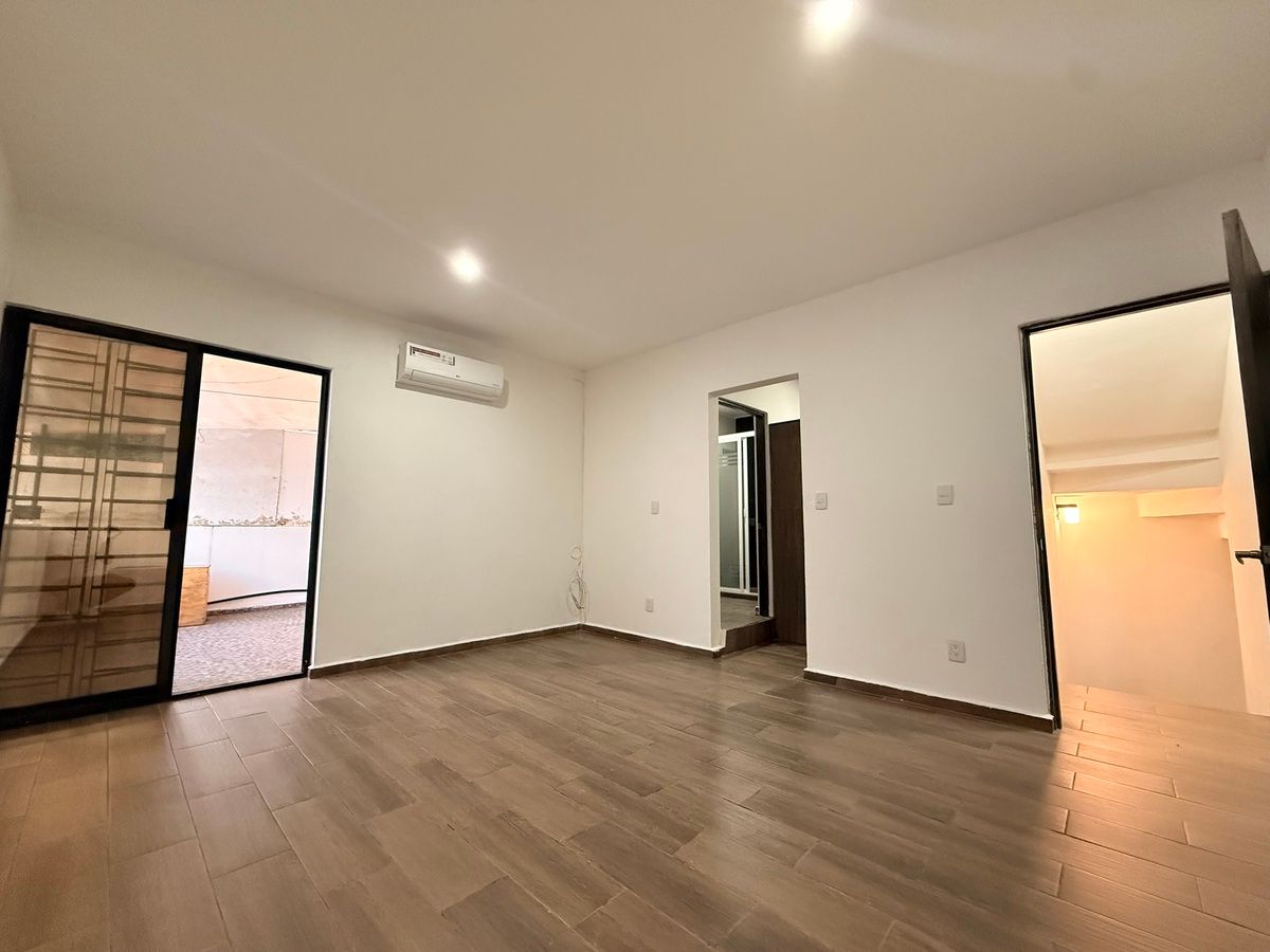 11 de 24: Habitación 2