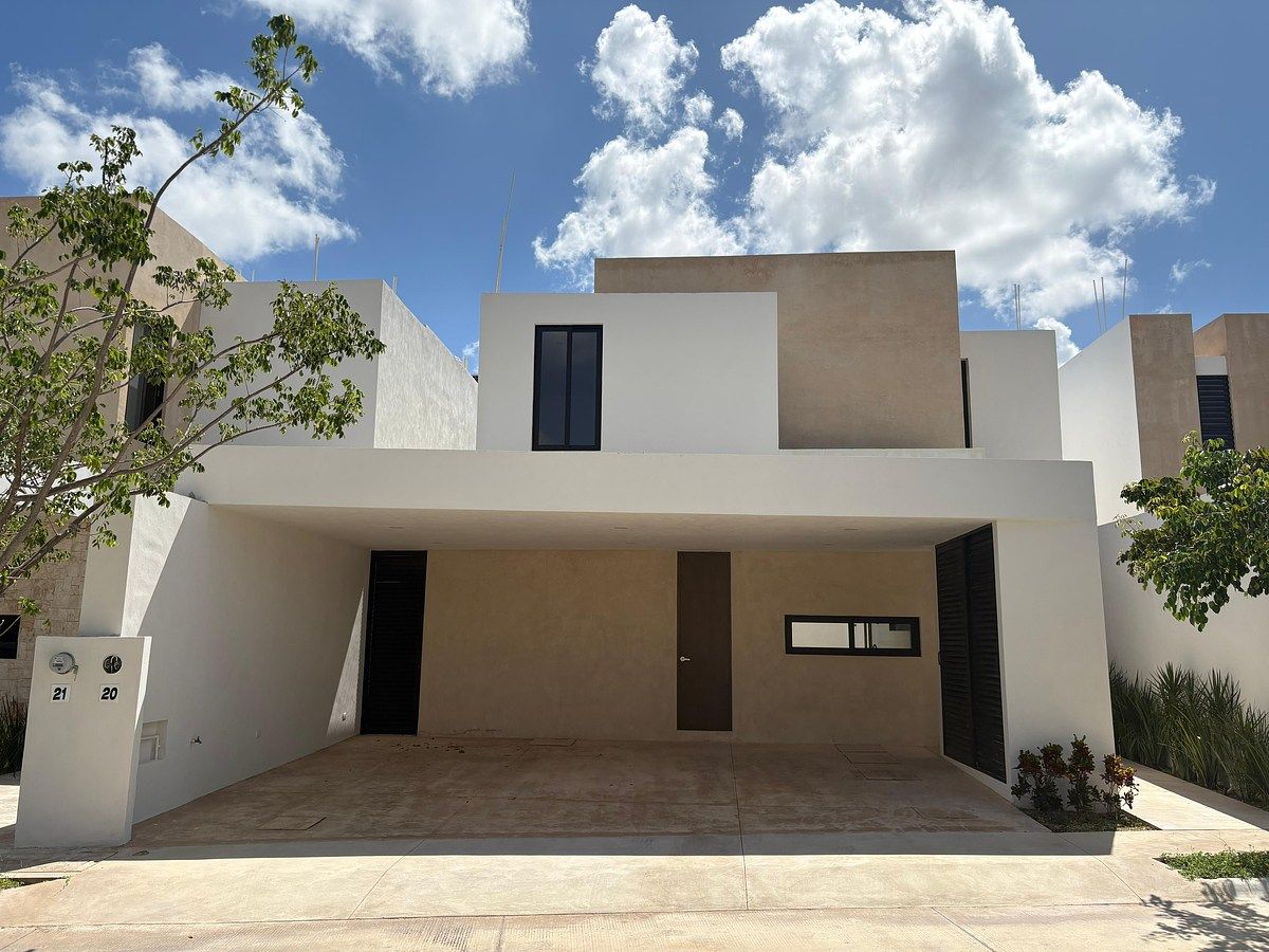 Casa en venta dentro de privada en Temozón, foto 1 de 26