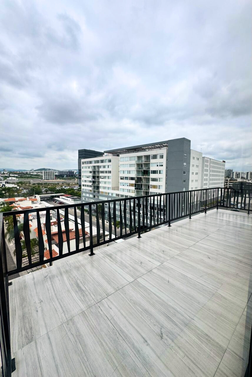 14 de 21: BALCON