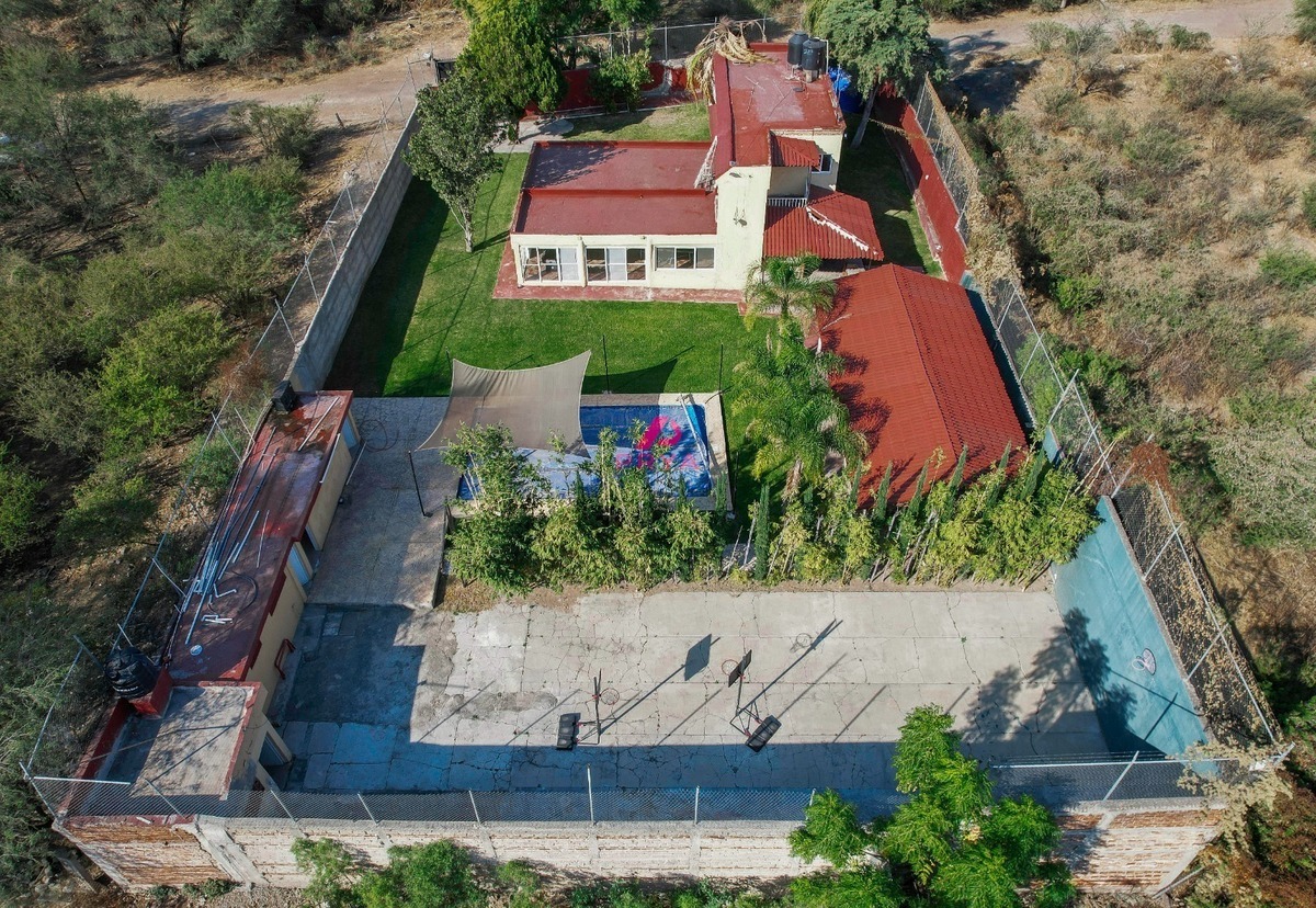 23 de 40