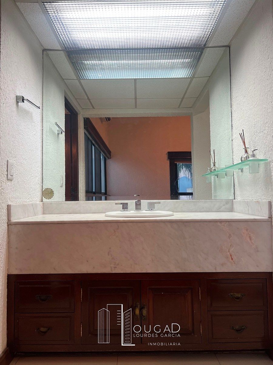 Casa em Contry la Escondida, Guadalupe, foto 17 de 23