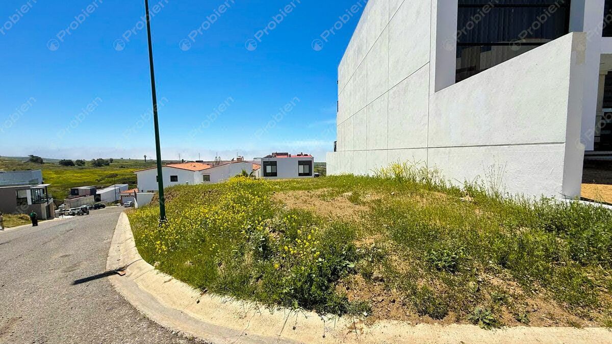 Terreno en Venta en Esquina – Real del Mar