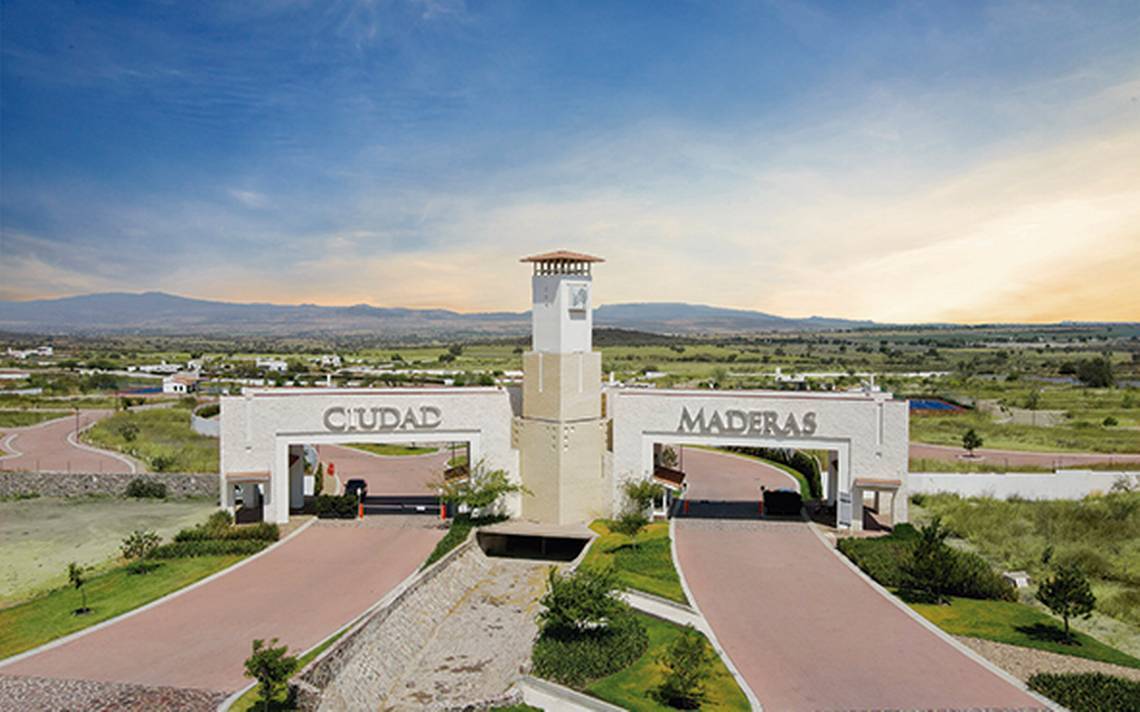 1 of 8: Entrada principal