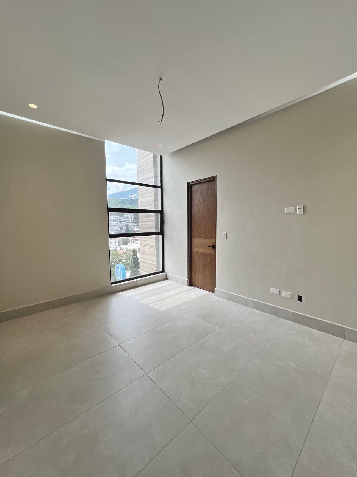 6 de 15: Rec. Principal con vestidor y baño completo