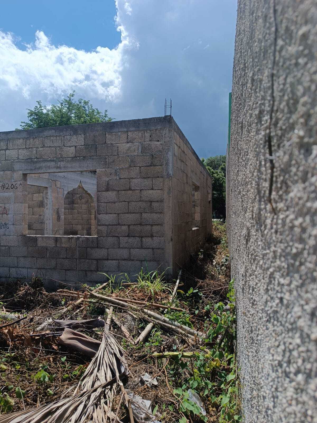 4 of 7: Detalle barda perimetral