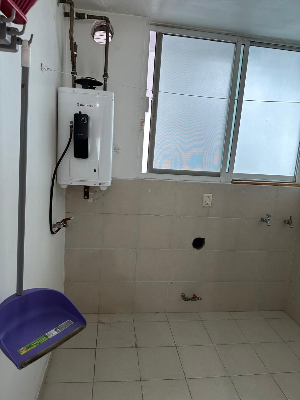 23 de 33: cuarto de lavado