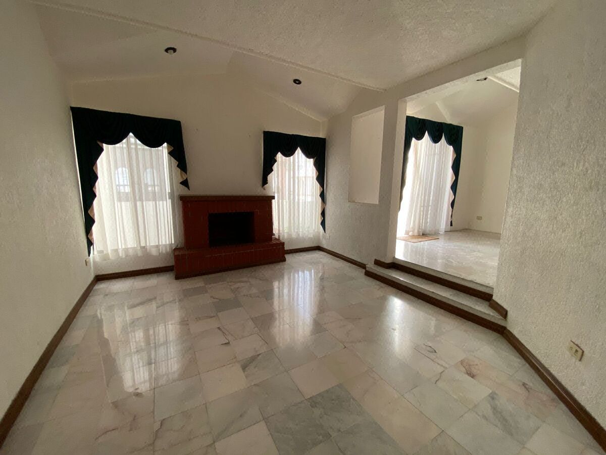 Casa en Las Águilas, Guadalupe, foto 3 de 9