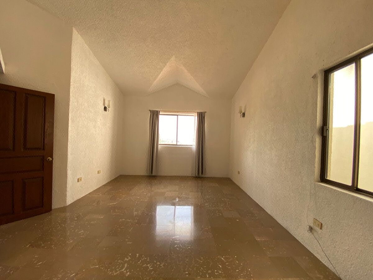 Casa en Las Águilas, Guadalupe, foto 5 de 9