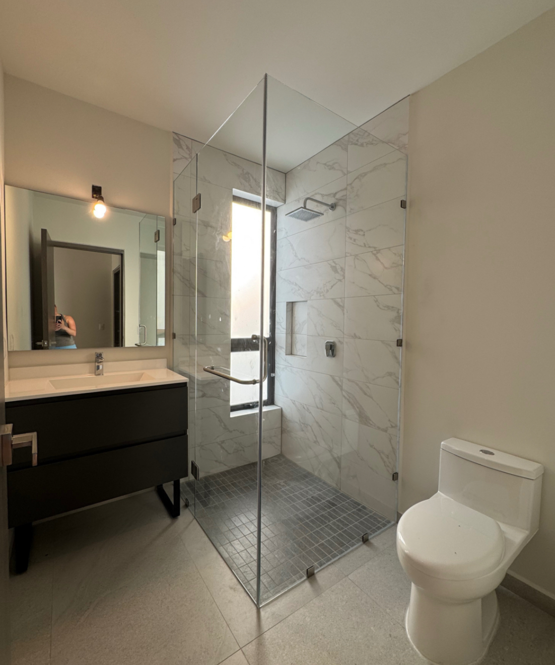 9 de 25: Baño 2da Recámara