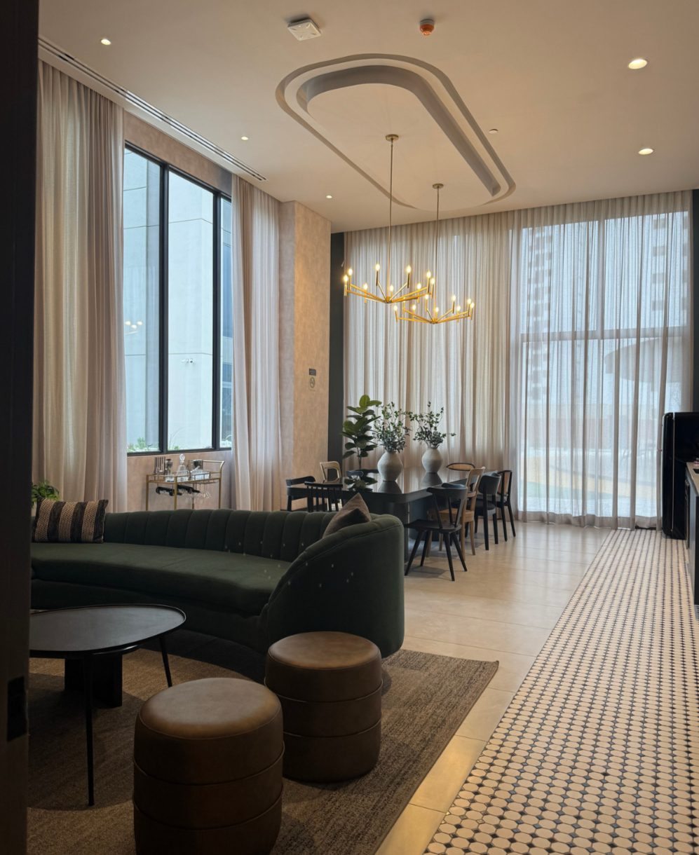 20 de 25: Salón de Uso Múltiple 1