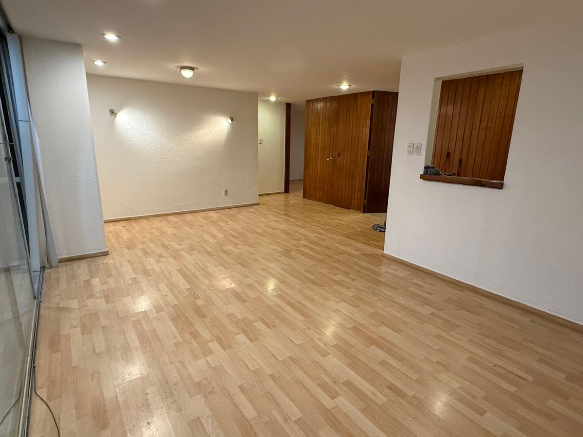 https://assets.easybroker.com/property_images/5538280/96207201/EB-UG8280.jpeg?version=1758738191
