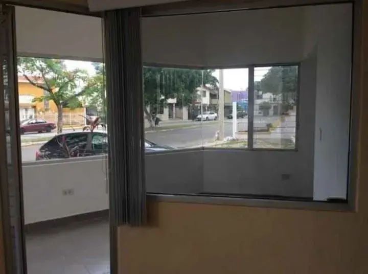 4 de 8