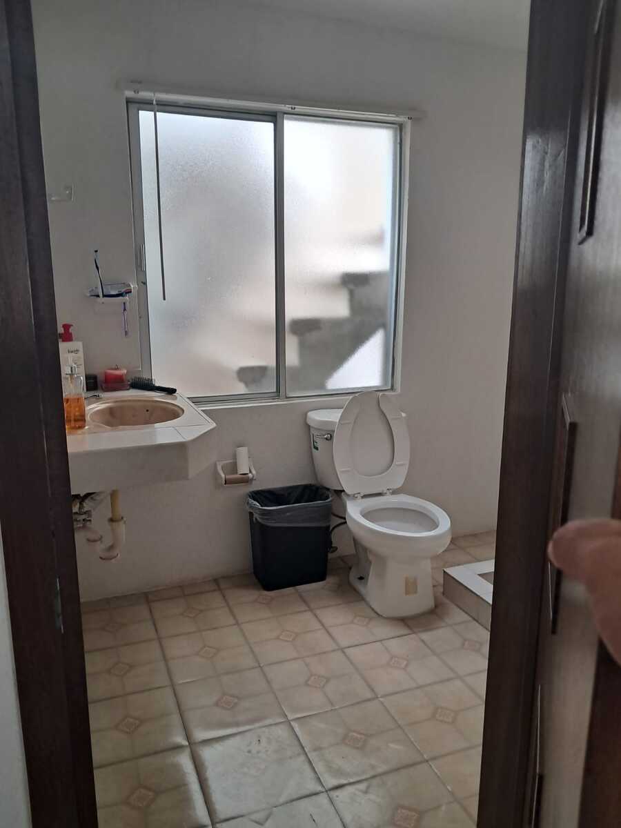 19 of 29: Baños completo