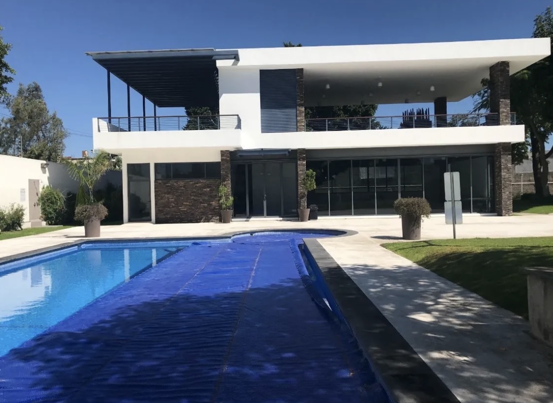 2 de 12: Terreno en Coto en Zapopan casa club