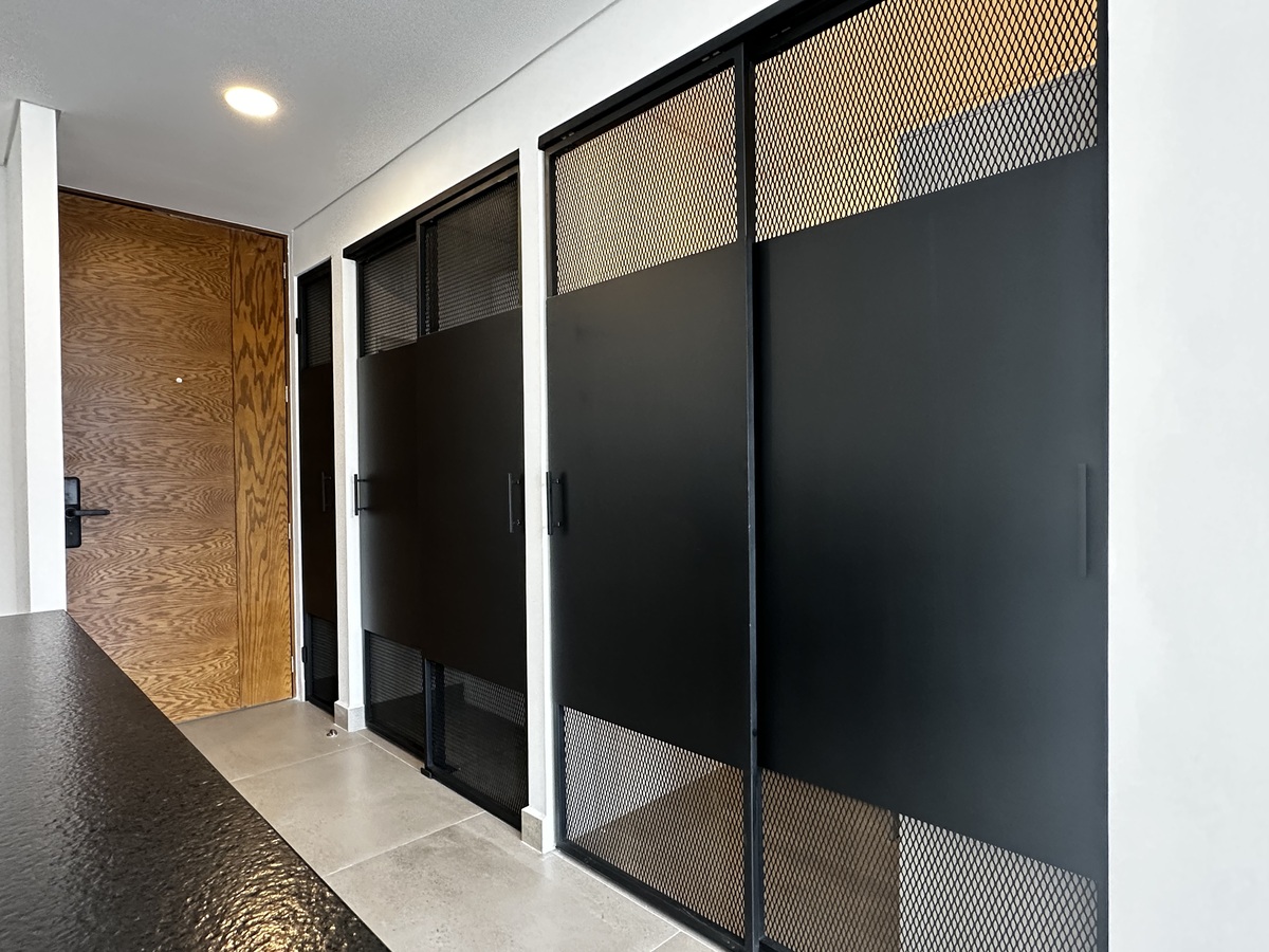 6 de 17: Despensa y boiler