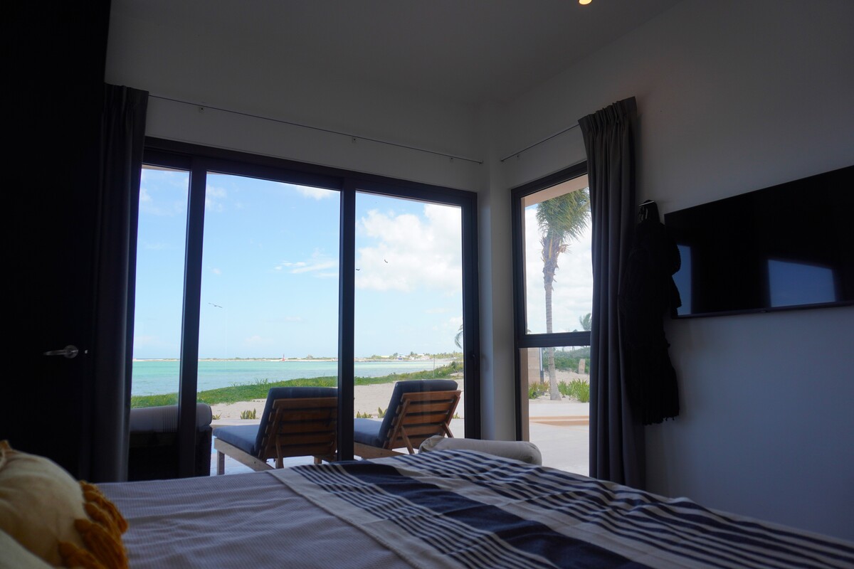 5 de 20: RECAMARA VISTA AL MAR