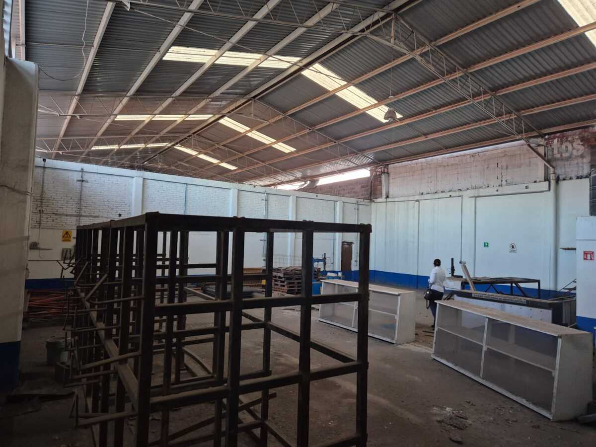 5 de 5: Bodega 1er División vista raz del suelo
