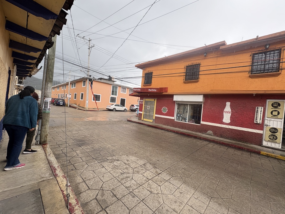 3 de 5: Foto para referencia de ubicación vista desde frente