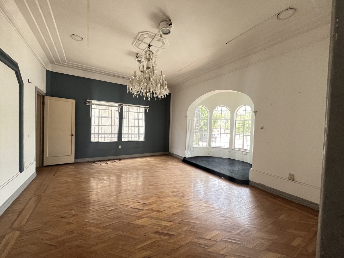 3 de 39: Salón 1