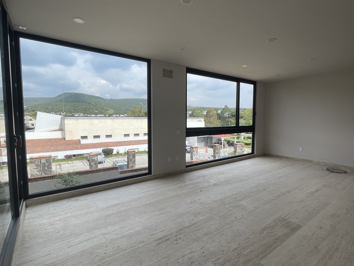 8 de 28: Sala comedor