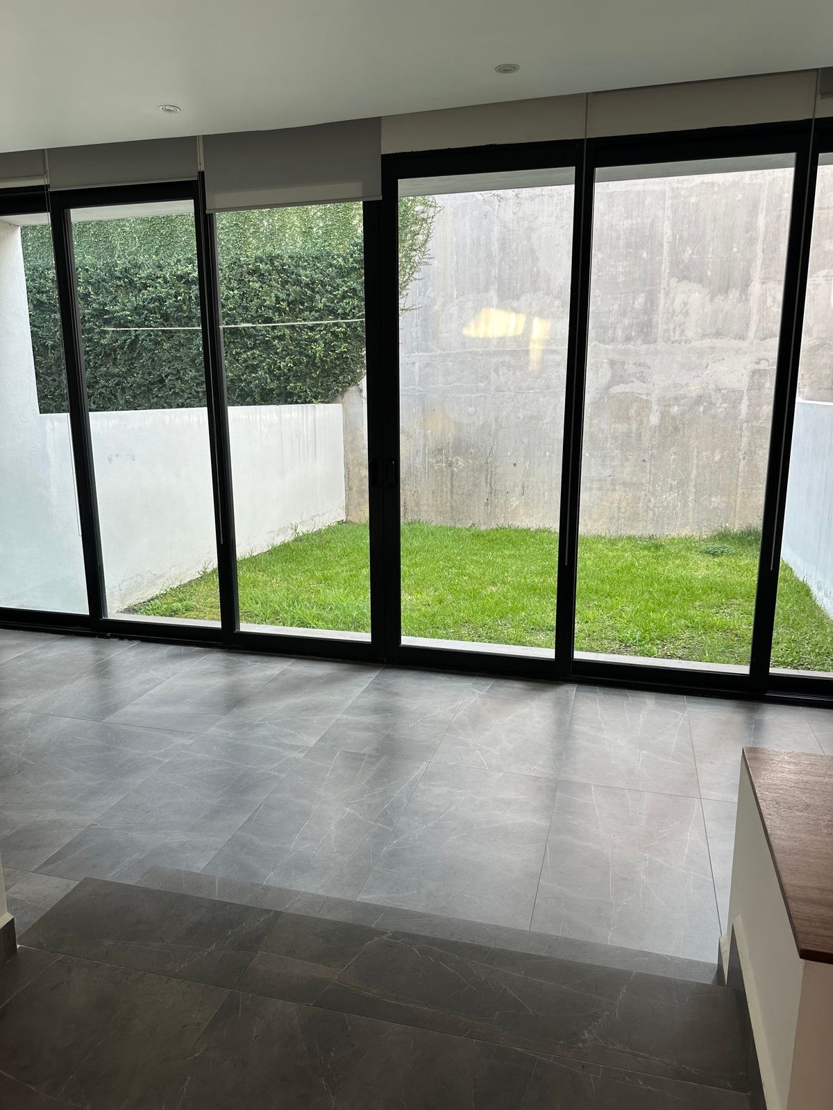 14 de 49: Sala y Comedor