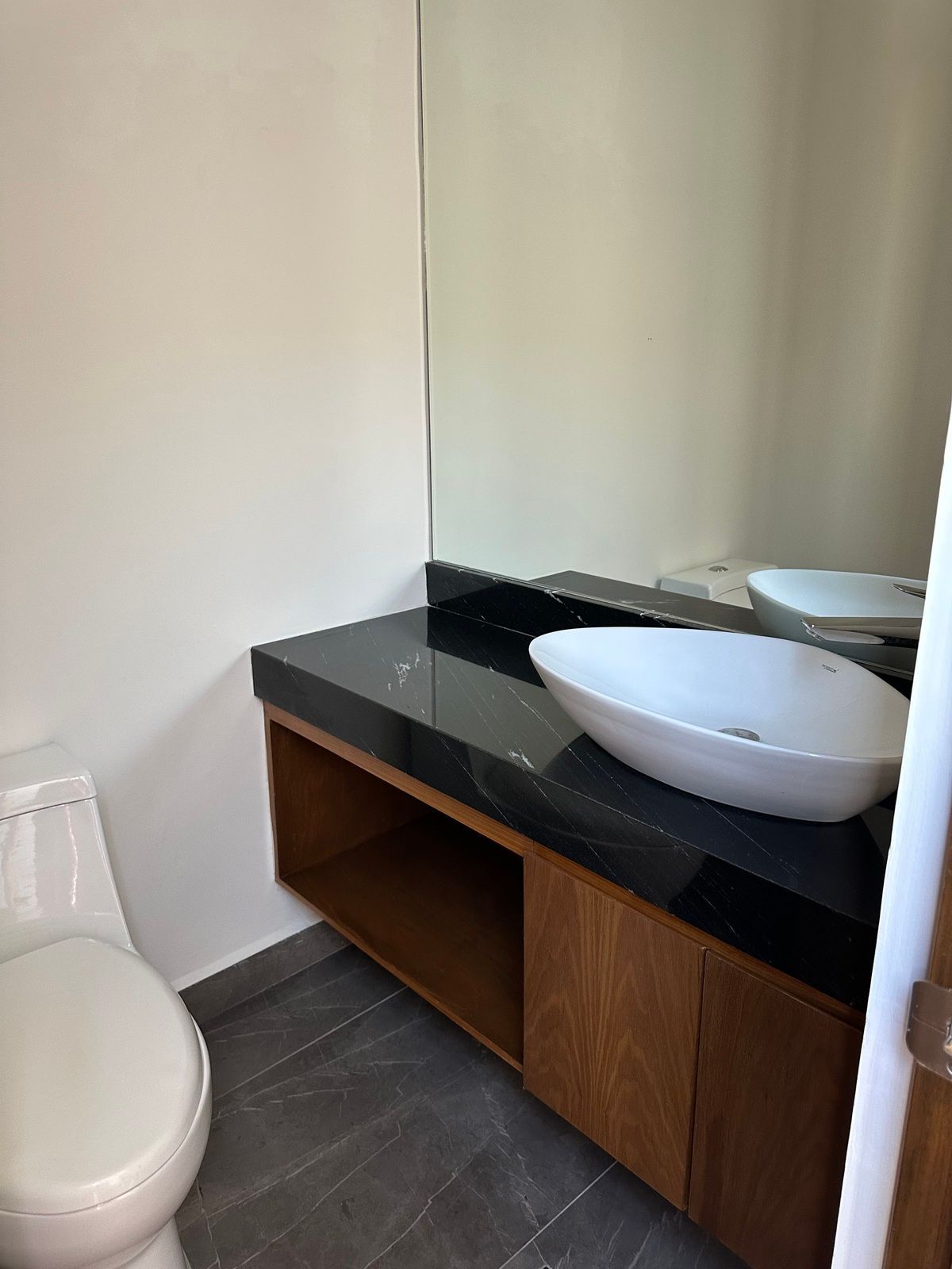 30 de 49: Baño Terraza