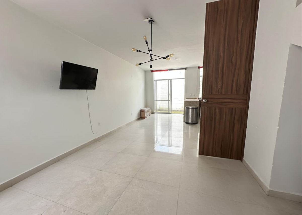 4 of 21: Área Sala y Comedor