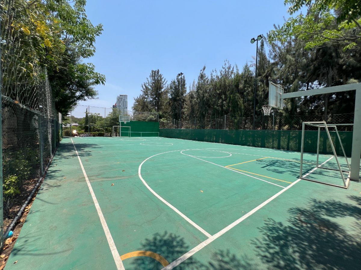 44 de 48