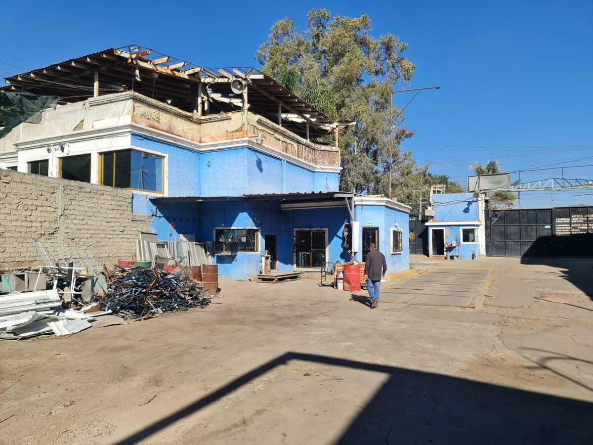 4 de 25