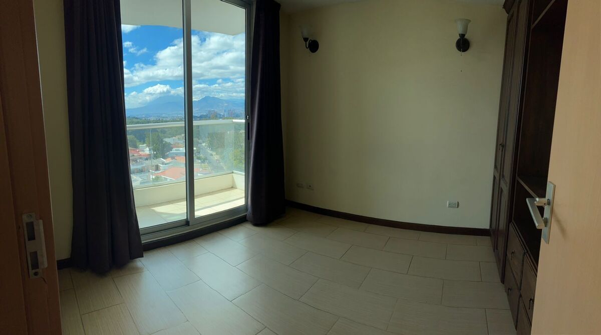 Apartamento en Zona 14, La Villa, Guatemala, foto 5 de 15