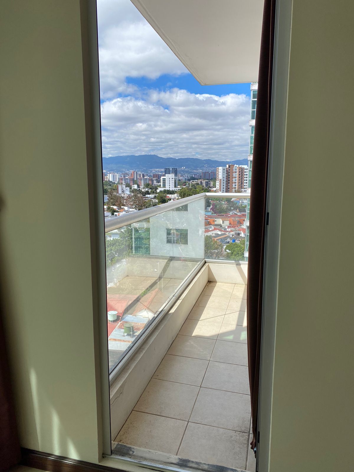 Apartamento en Zona 14, La Villa, Guatemala, foto 9 de 15