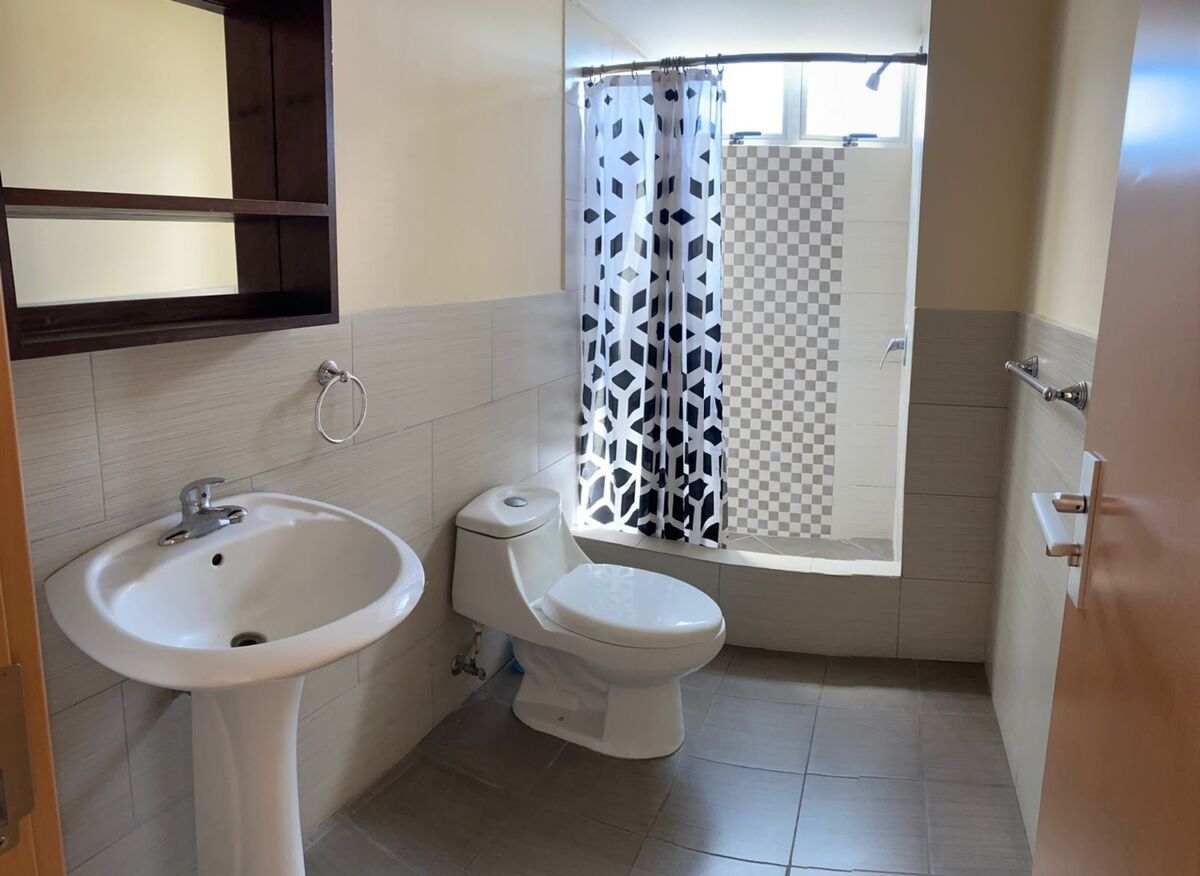 Apartamento en Zona 14, La Villa, Guatemala, foto 12 de 15