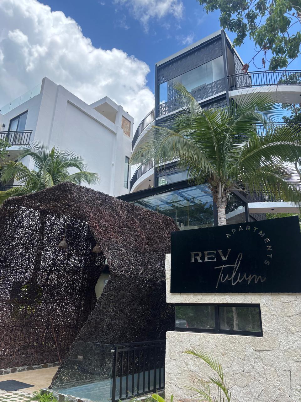 1 of 9: ENTRADA AL CONDOMINIO