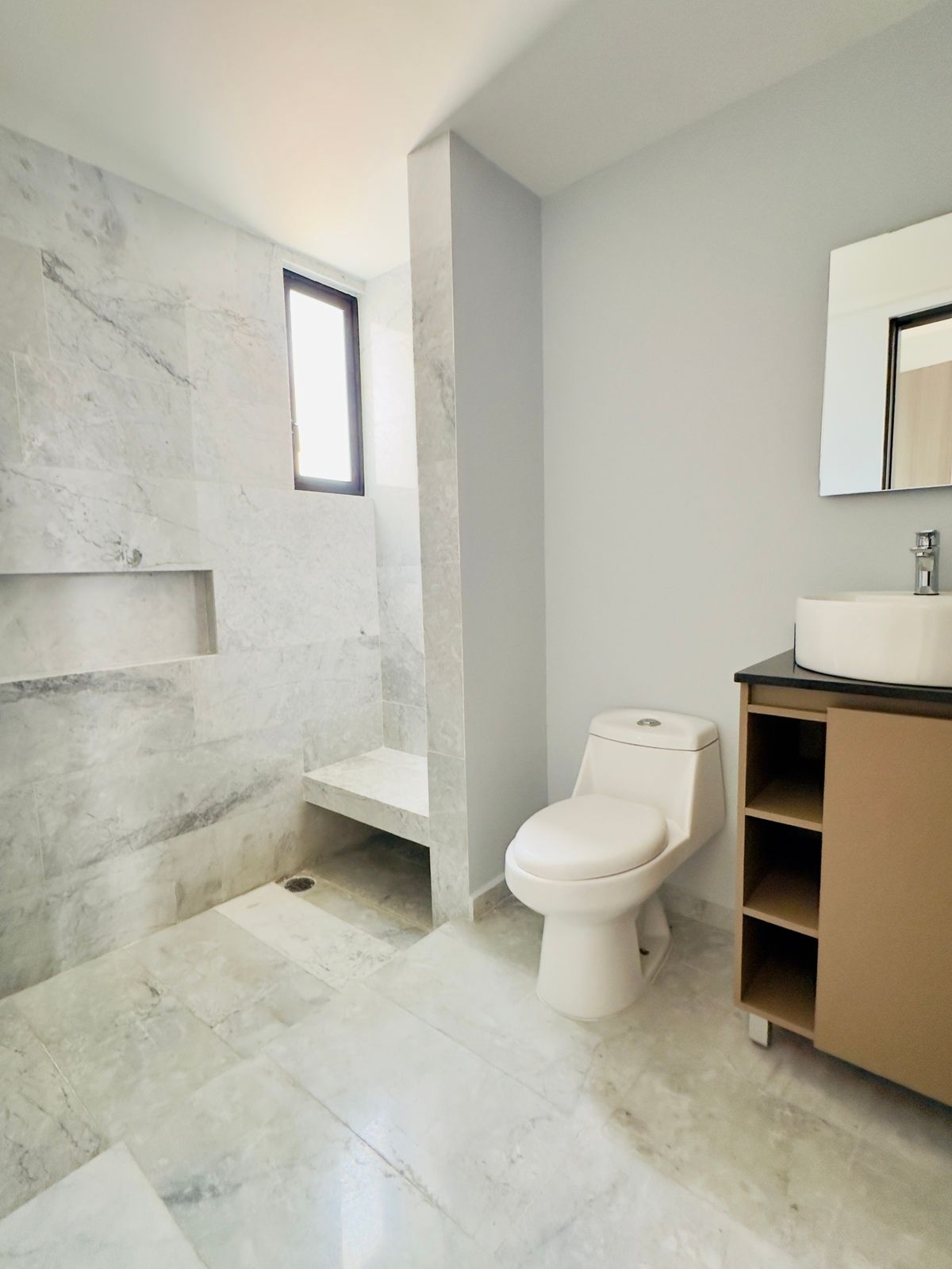 BAÑO RECAMARA PRINCIPAL