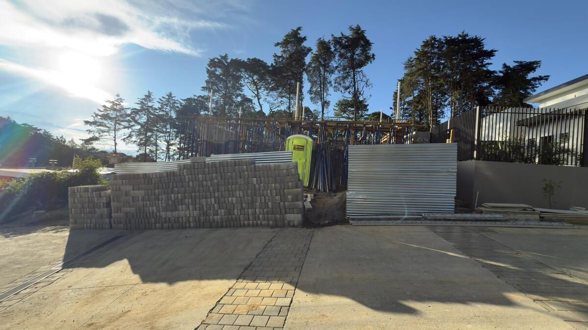 6 de 9: Obra en construcción