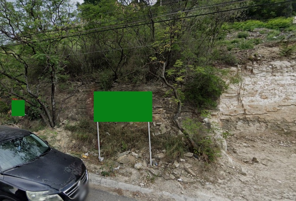 5 of 10: Vista del terreno
