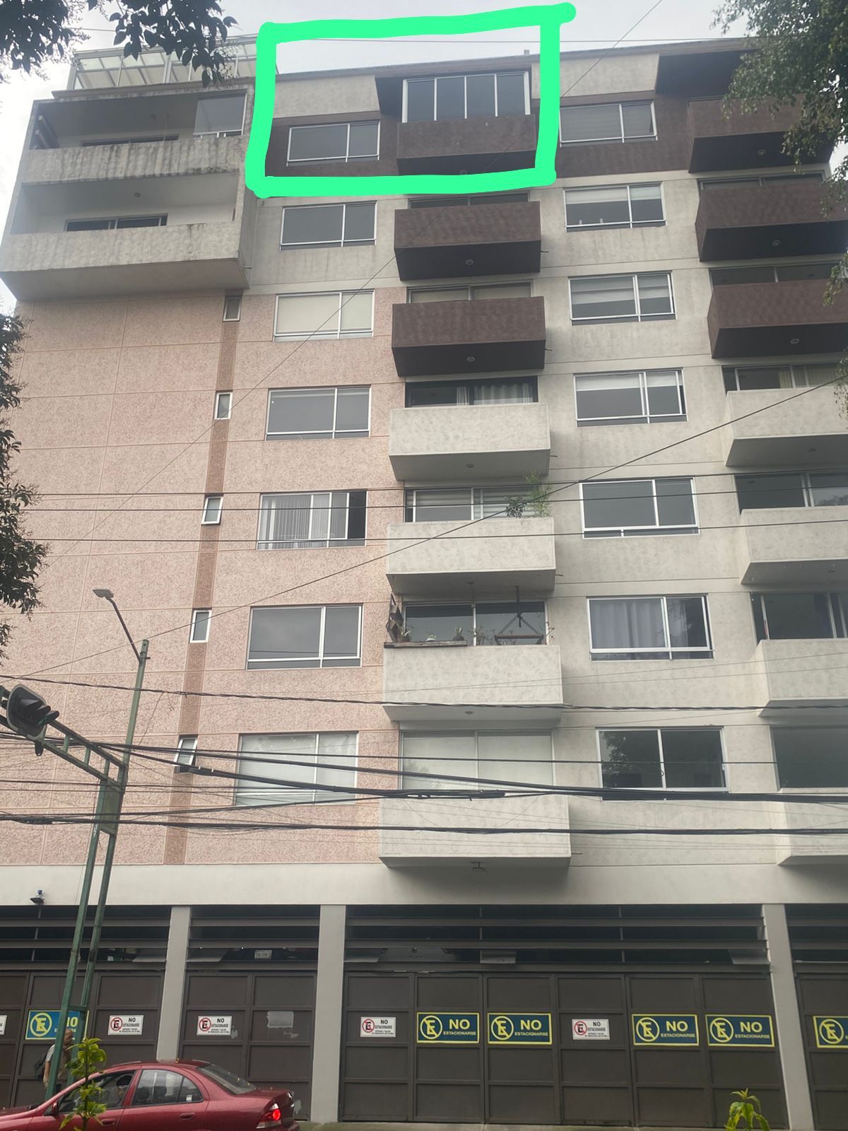 2 de 23: Fachada calle Pilares