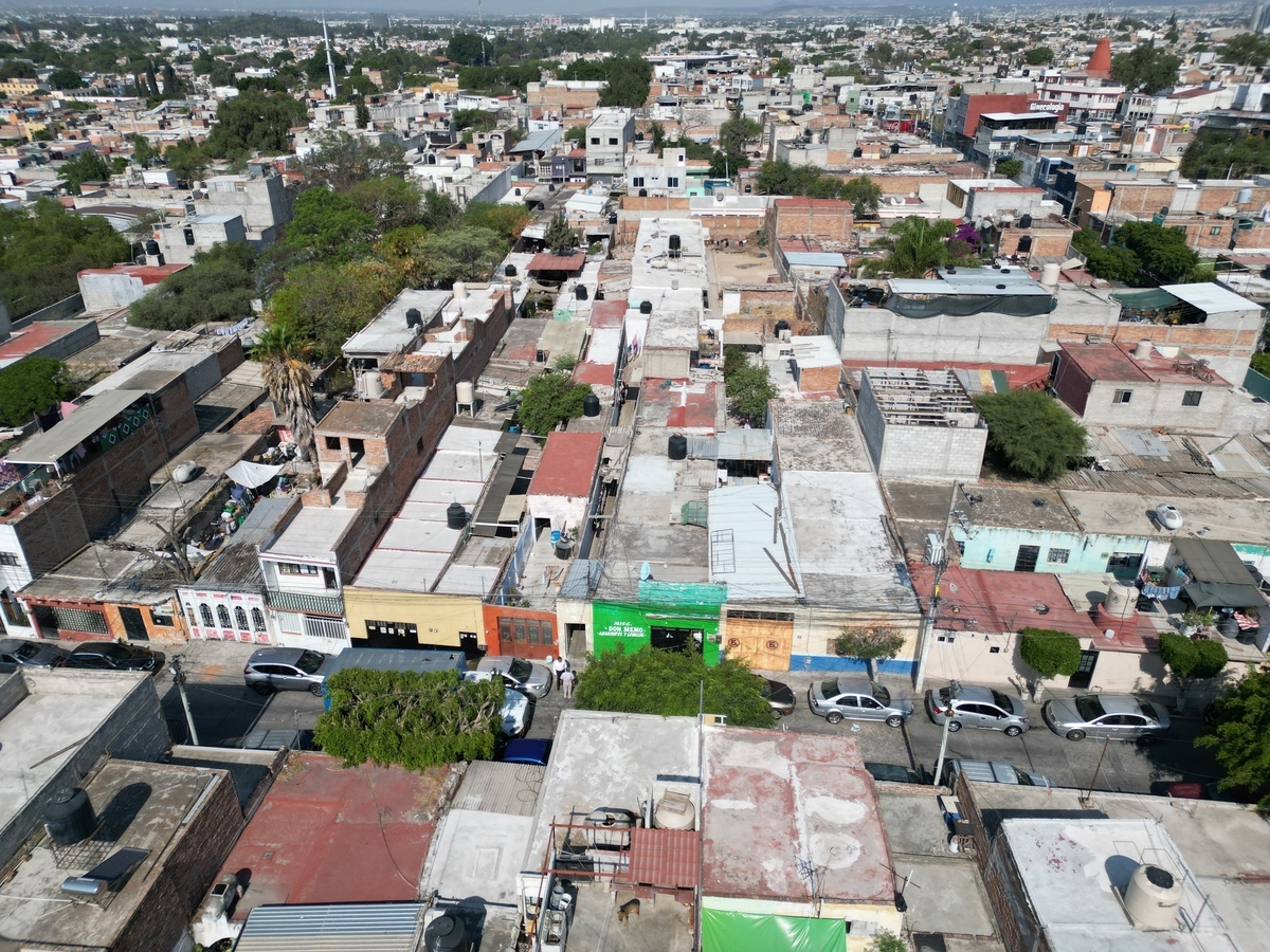 1 of 17: Panoramica