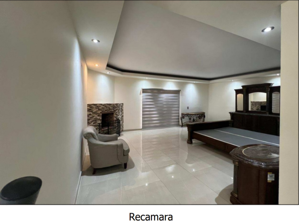 5 of 27: Recamara principal
