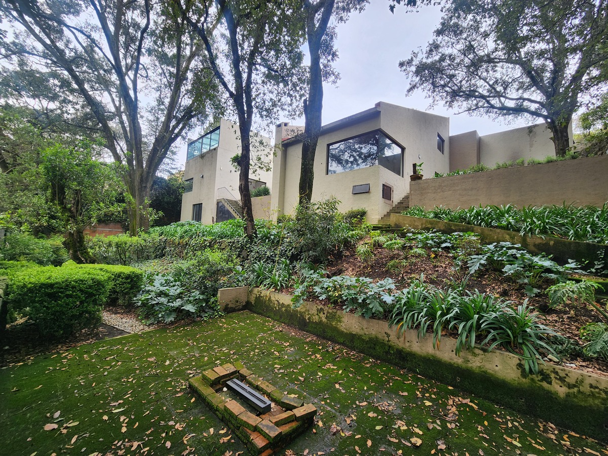 2 de 40: ZONA DE FOGATAS Y REUNIONES AL AIRE LIBRE