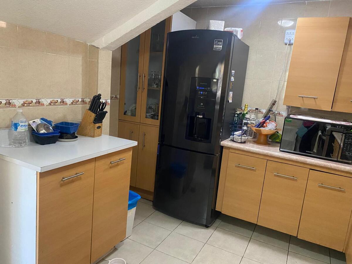 4 of 13: Cocina 2