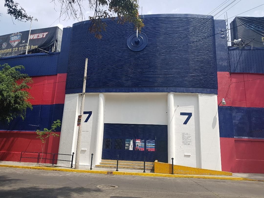 32 de 33