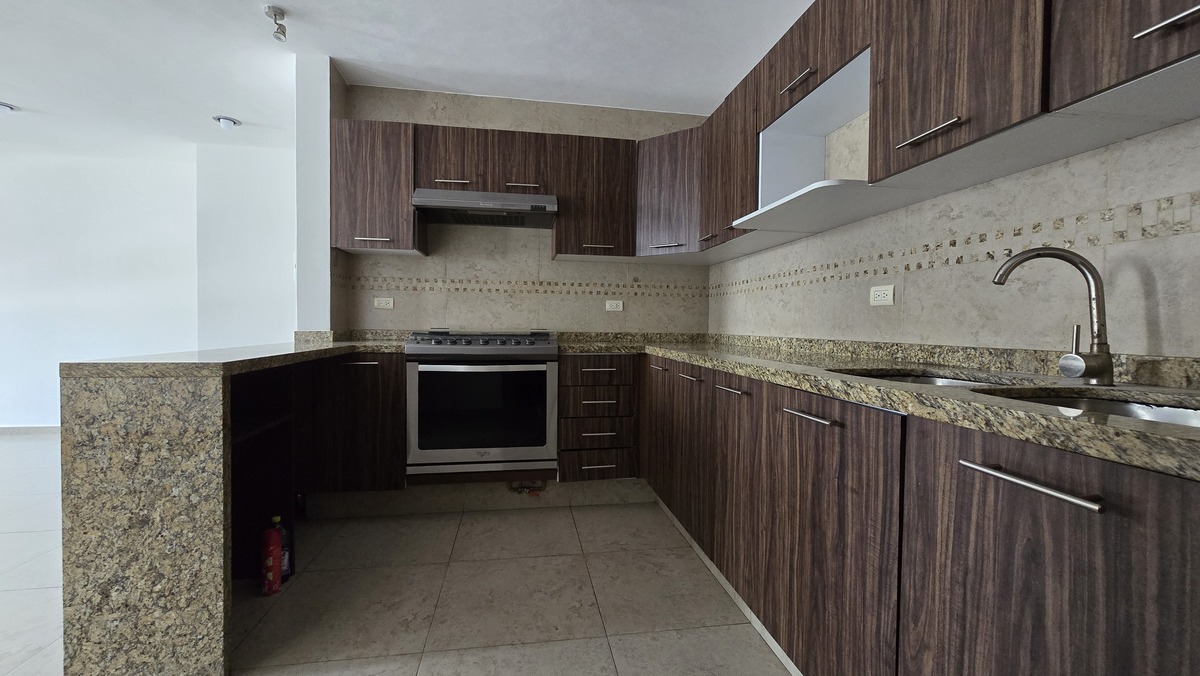 3 de 14: Departamento en Venta en Los Alpes Rayo Vende ®