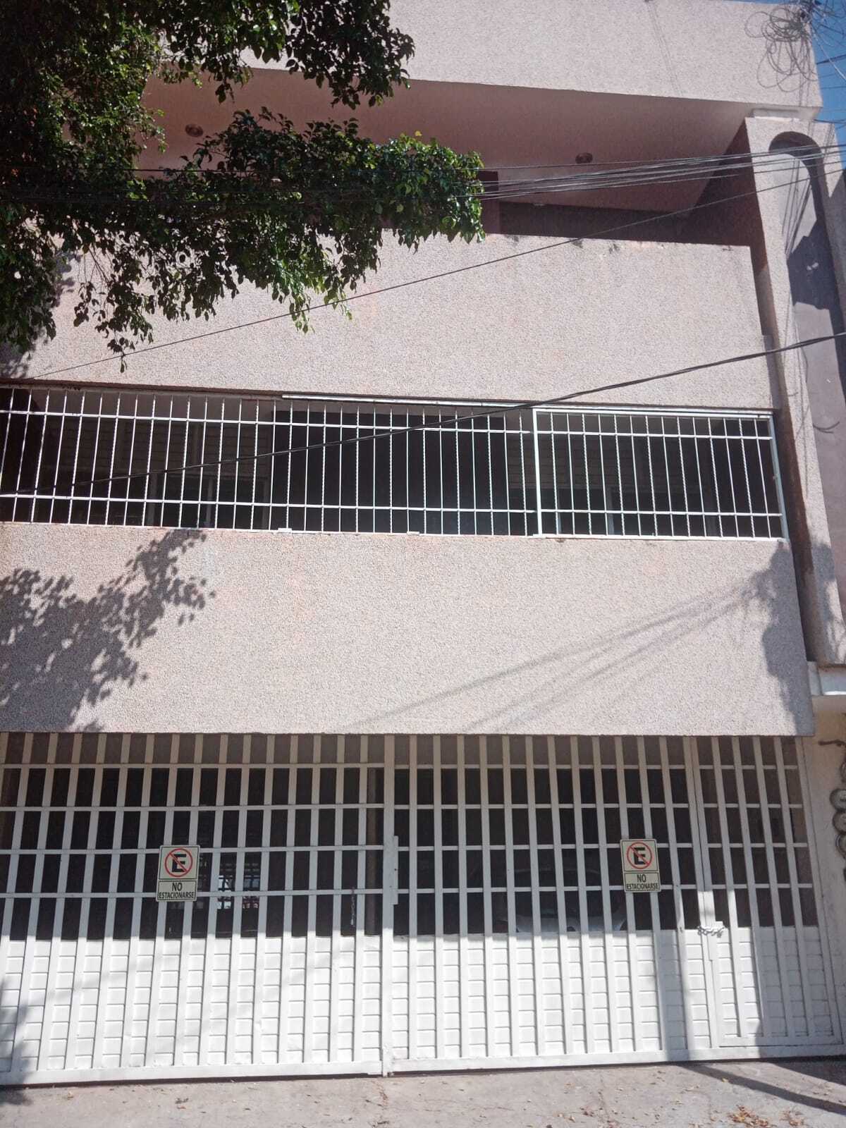1 de 8